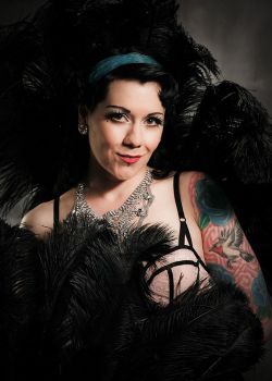 cyr photo headshot entertainment